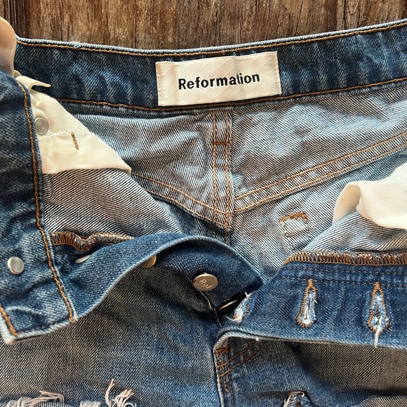 Reformation High Rise Denim Shorts - Picture 4 of 6
